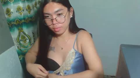 Rhean online show from February 19, 1:39 pm