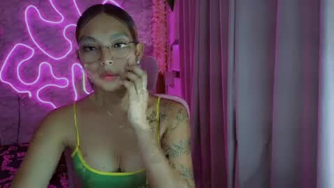 HI IM TAMIRA LOOKING FOR SERIOUS RELATIONSHIP online show from July 14, 8:41 am
