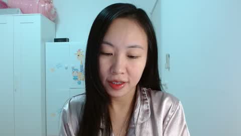 Snapshot of asiantabbyx chatting on February 9, 2:18 pm Tabby online show from February 9, 2:18 pm