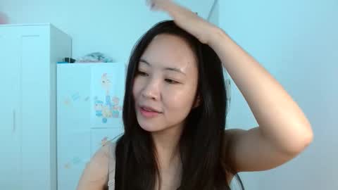 Snapshot of asiantabbyx chatting on October 8, 3:33 am Tabby online show from October 8, 3:33 am