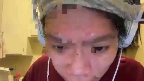 Snapshot of assert32 chatting on October 5, 7:57 am Patty online show from October 5, 7:57 am