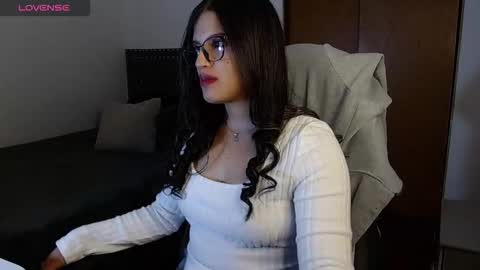 Ash online show from November 29, 1:31 am