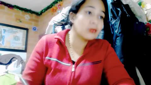 astrid_hauser66 online show from November 17, 4:35 am