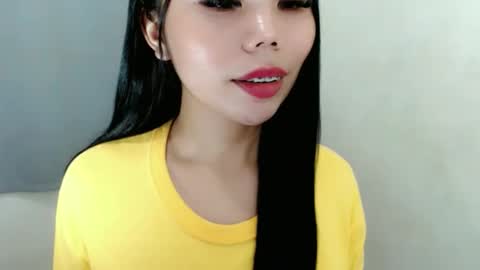 Snapshot of asuna_charming chatting on September 12, 10:35 am asuna_charming online show from September 12, 10:35 am