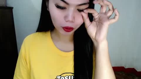 Snapshot of asuna_charming chatting on October 17, 7:17 pm asuna_charming online show from October 17, 7:17 pm