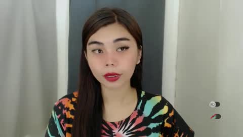 Snapshot of asuna_charming chatting on February 2, 5:04 pm asuna_charming online show from February 2, 5:04 pm