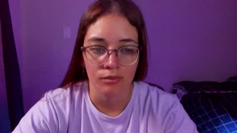 Snapshot of atenas__05 chatting on February 13, 7:10 pm atenas online show from February 13, 7:10 pm