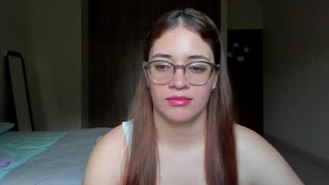 Snapshot of atenas__05 chatting on January 31, 7:08 pm atenas online show from January 31, 7:08 pm