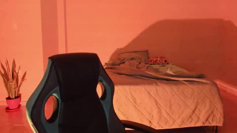 atenas online show from March 3, 9:37 am