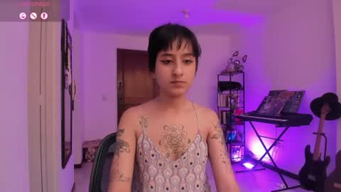 Atenea online show from July 25, 9:55 pm