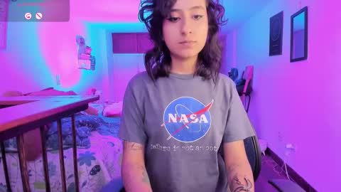 Snapshot of atenea_dragon__ chatting on September 9, 8:41 pm Atenea online show from September 9, 8:41 pm