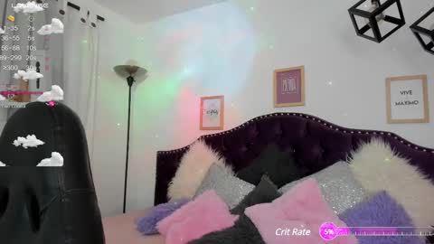 Snapshot of atenea_klett_ chatting on March 4, 1:17 pm ATENEA online show from March 4, 1:17 pm