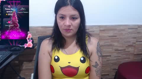Snapshot of athenea_russo4 chatting on December 12, 2:26 am BELA online show from December 12, 2:26 am