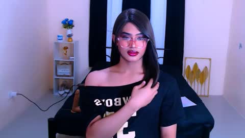 MARCUS FOLLOW ME online show from October 25, 6:48 pm