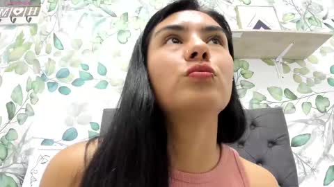 Snapshot of atilana_diaz chatting on October 2, 4:34 pm Atilana Diaz online show from October 2, 4:34 pm