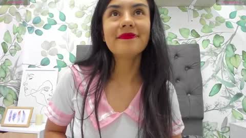 Snapshot of atilana_diaz chatting on February 15, 11:16 pm Atilana Diaz online show from February 15, 11:16 pm