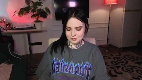 online every day between 10am-23pm online show from May 13, 4:29 am