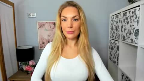 AulloraSensual online show from December 22, 6:17 am