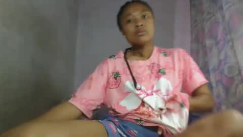 aurelie08 online show from May 19, 9:05 am