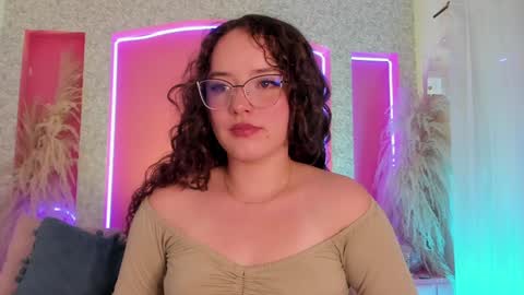 Snapshot of aurora_aaa chatting on January 17, 7:49 pm Aurora online show from January 17, 7:49 pm