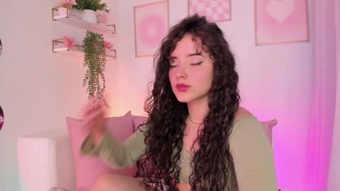 Snapshot of aurora_aaa chatting on February 6, 10:00 pm Aurora online show from February 6, 10:00 pm