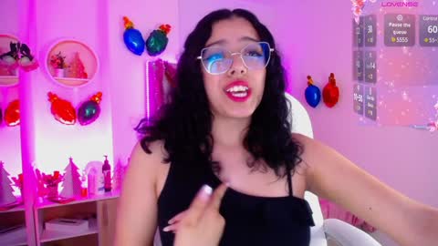 Snapshot of aurora_brown chatting on December 22, 3:55 am Aurora online show from December 22, 3:55 am