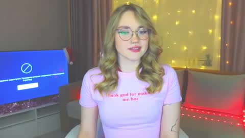 Snapshot of aurora_golden chatting on January 16, 4:18 pm Kate online show from January 16, 4:18 pm