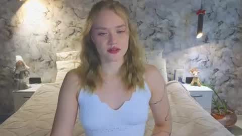 Kate online show from July 28, 11:39 am