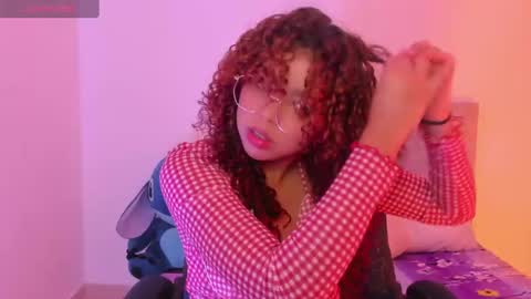Snapshot of aurora_rodriguez chatting on March 2, 2:58 pm aurora_rodriguez online show from March 2, 2:58 pm