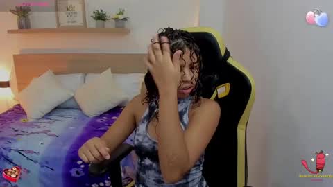 Snapshot of aurora_rodriguez chatting on January 11, 12:29 pm aurora_rodriguez online show from January 11, 12:29 pm