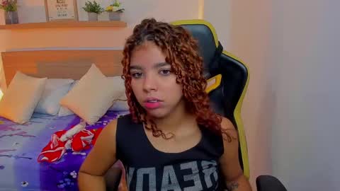 Snapshot of aurora_rodriguez chatting on January 13, 12:13 pm aurora_rodriguez online show from January 13, 12:13 pm