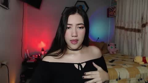 Aurora  online show from February 7, 6:06 am