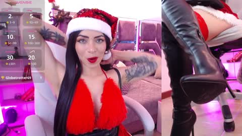 Snapshot of aurora_thomas chatting on December 13, 12:06 pm Aurora online show from December 13, 12:06 pm