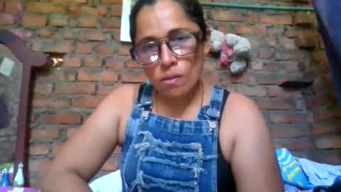 auroraangels1 online show from April 26, 7:44 pm