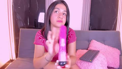 Aurora online show from April 8, 1:57 pm