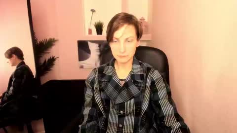 Aurora online show from March 5, 4:57 pm