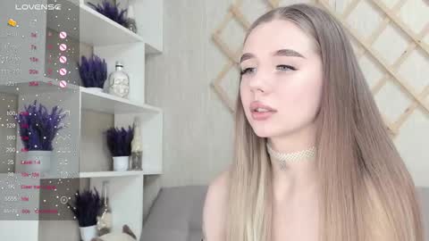 Snapshot of auto_baby chatting on October 1, 9:47 am Dasha online show from October 1, 9:47 am