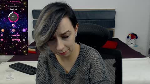 Snapshot of autumnopal chatting on December 17, 11:16 pm AutumnOpal online show from December 17, 11:16 pm