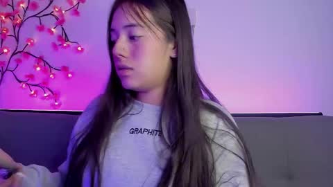              online show from November 29, 2:15 am