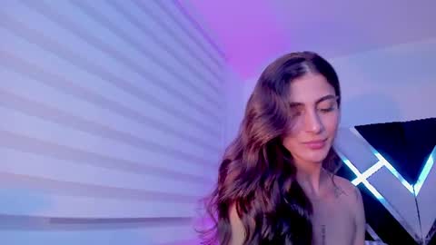 Ava Fontana online show from June 17, 1:07 am