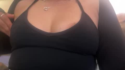 Ava Bareall online show from June 9, 6:51 pm