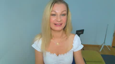 Eira online show from May 28, 3:10 pm