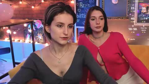 Snapshot of aveangela chatting on September 13, 6:38 pm Avie online show from September 13, 6:38 pm