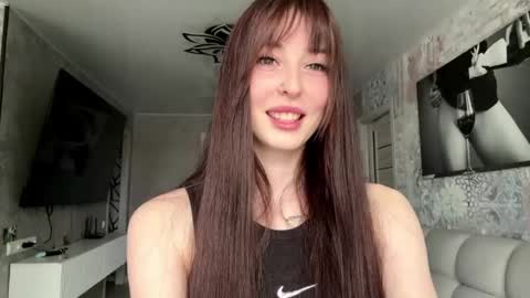 Lina online show from May 1, 10:51 am