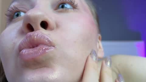 avgustina_love online show from April 11, 9:57 am