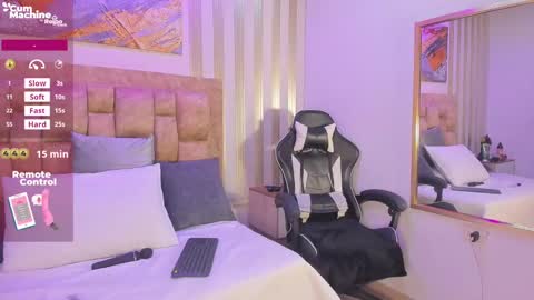 Snapshot of avis_lara chatting on September 13, 11:13 pm AVIS online show from September 13, 11:13 pm