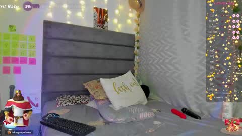 Avril online show from December 18, 8:08 am