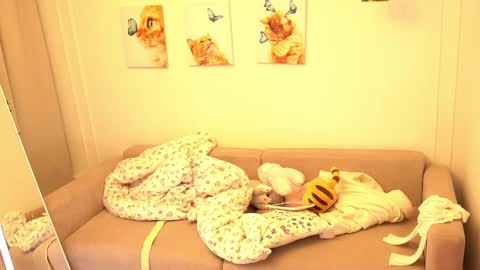 Snapshot of avroramy chatting on February 12, 10:14 am Avrora online show from February 12, 10:14 am