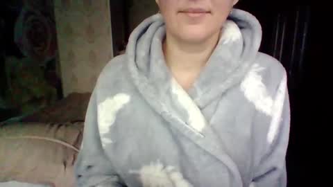 awesomeladyy online show from December 6, 8:48 am