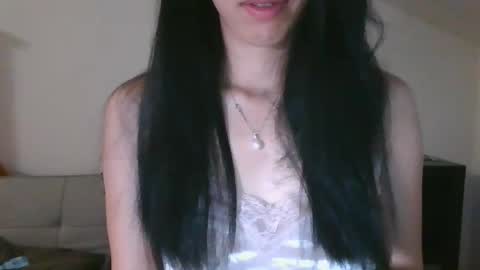 axue online show from June 9, 9:58 pm